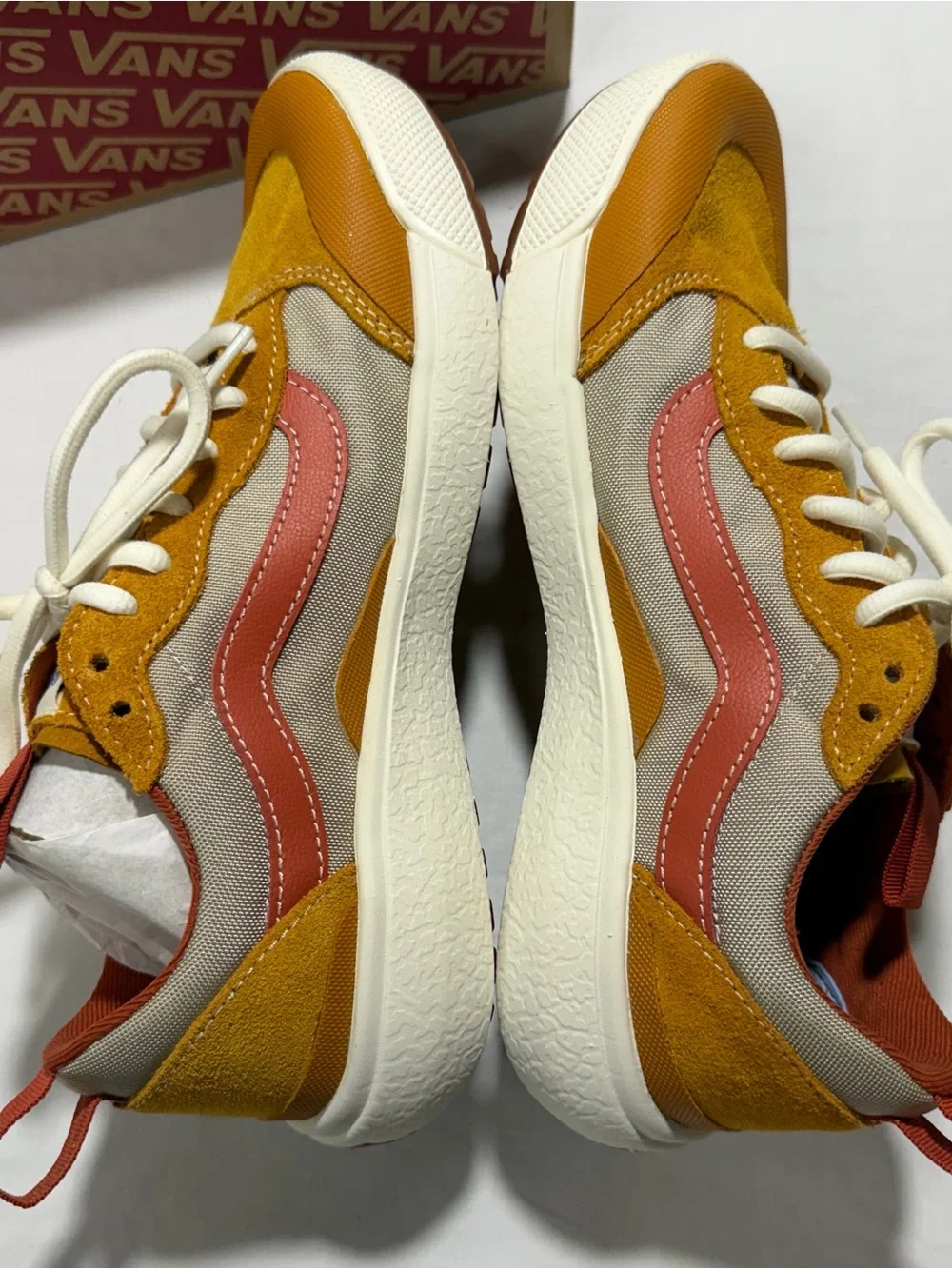 NWT Vans UltraRange EXO SE sneakers - Picture 3 of 8